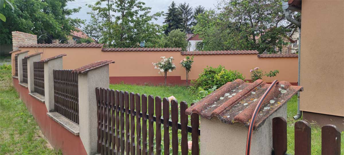 Előtte